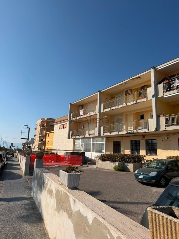 appartamento in vendita a Mondragone