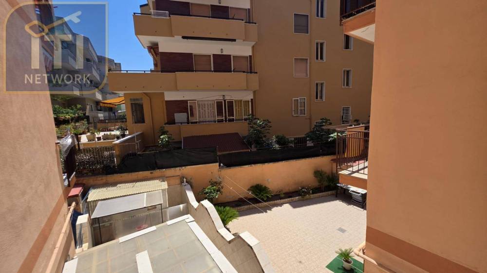 appartamento in vendita a Mondragone