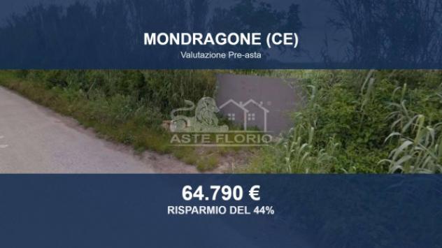 terreno agricolo in vendita a Mondragone