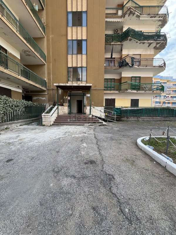 appartamento in vendita a Mondragone