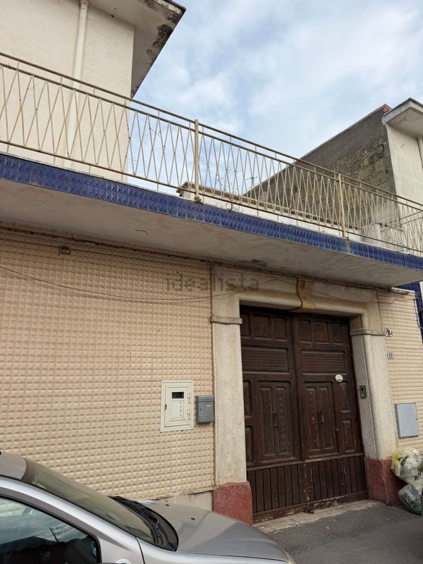casa indipendente in vendita a Mondragone