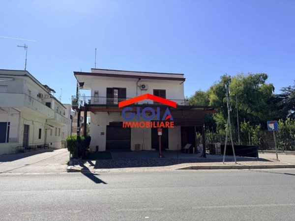 intera palazzina in vendita a Mondragone