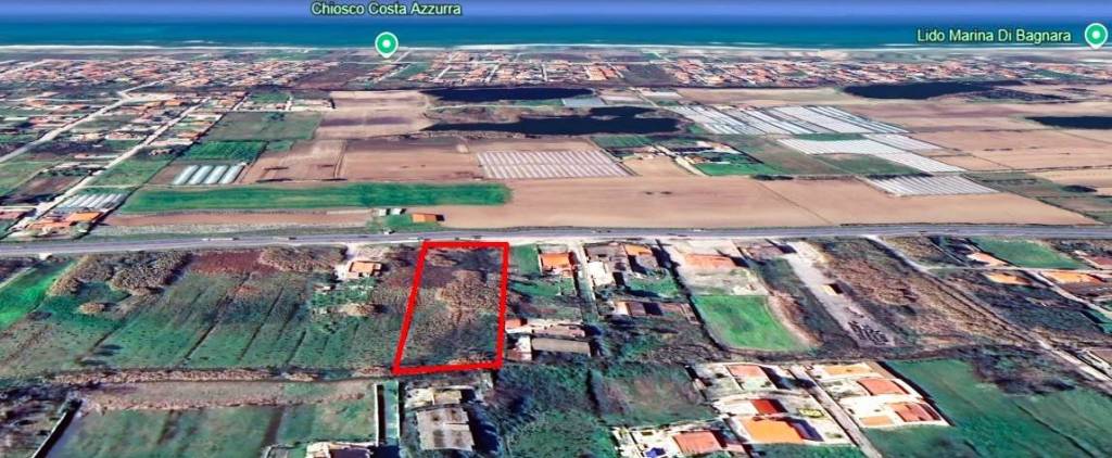 terreno in vendita a Mondragone
