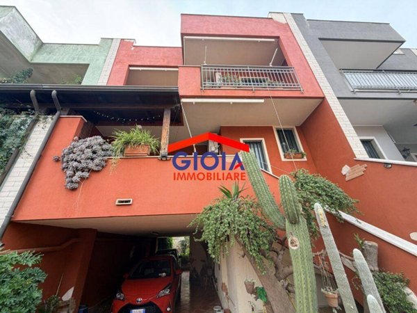 casa indipendente in vendita a Mondragone