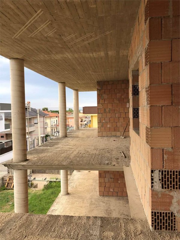 appartamento in vendita a Mondragone