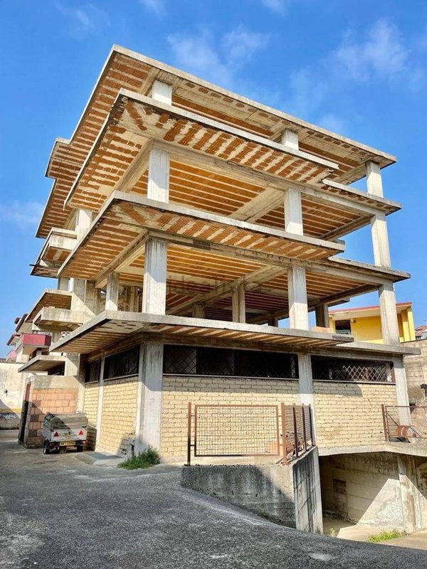casa indipendente in vendita ad Orta di Atella