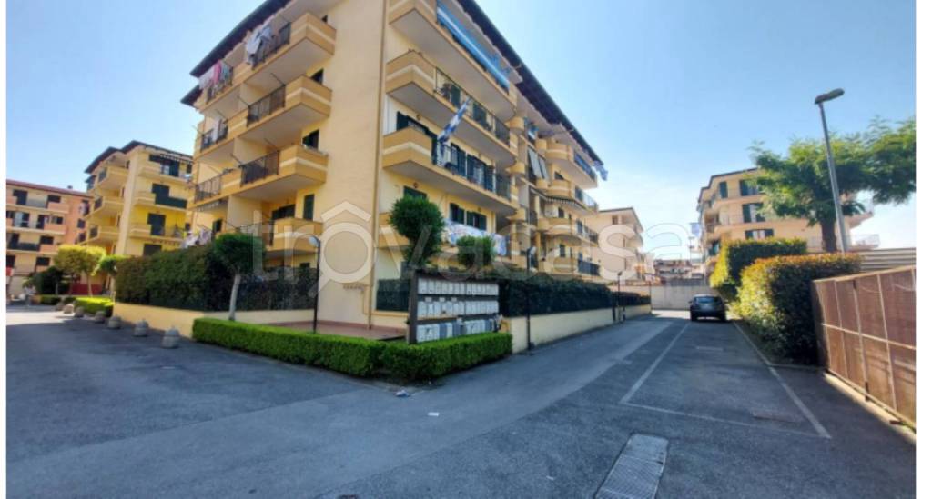 appartamento in vendita ad Orta di Atella