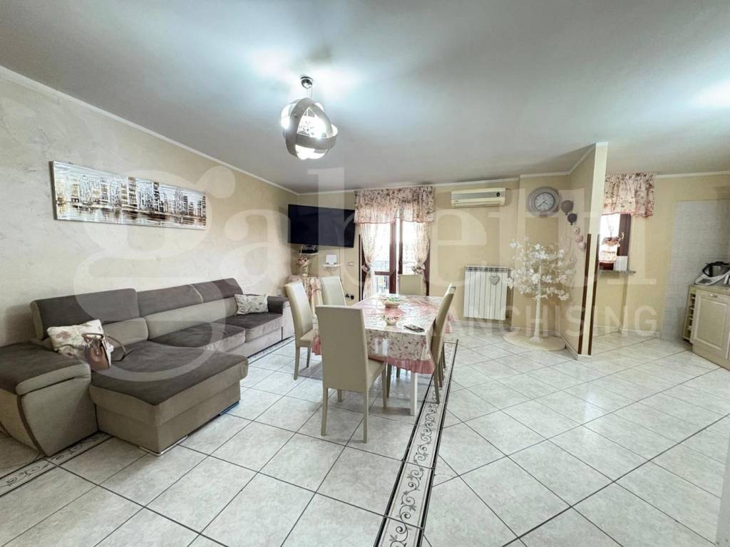 appartamento in vendita ad Orta di Atella