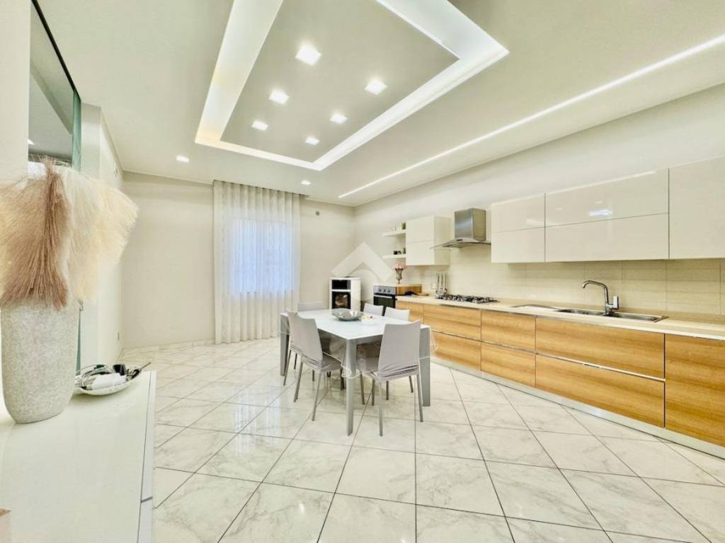 casa indipendente in vendita ad Orta di Atella