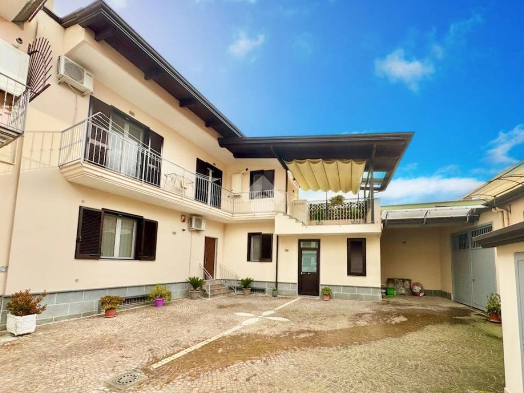 casa indipendente in vendita ad Orta di Atella