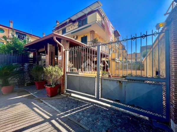 casa indipendente in vendita ad Orta di Atella