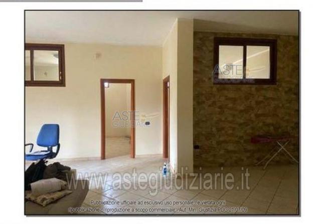 negozio in vendita ad Orta di Atella