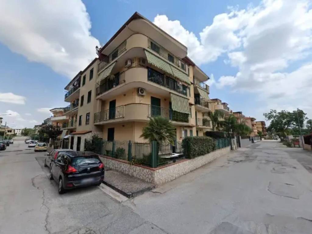 casa indipendente in vendita ad Orta di Atella