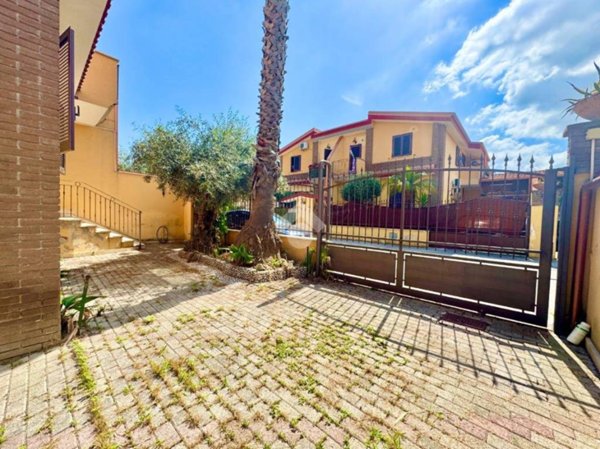 casa indipendente in vendita ad Orta di Atella