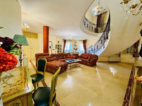 casa indipendente in vendita ad Orta di Atella