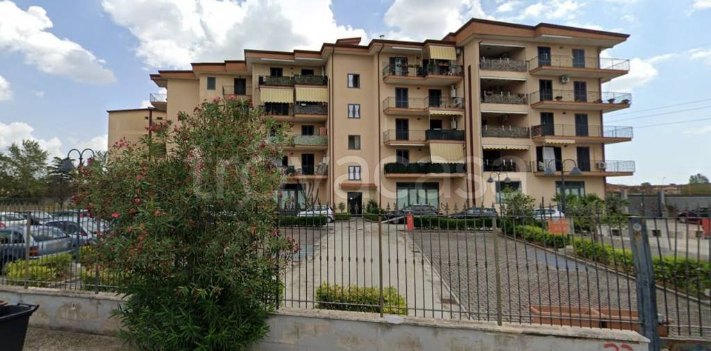 appartamento in vendita ad Orta di Atella