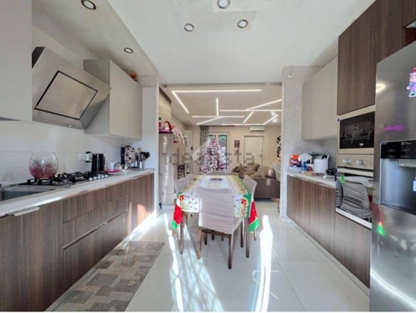 casa indipendente in vendita ad Orta di Atella