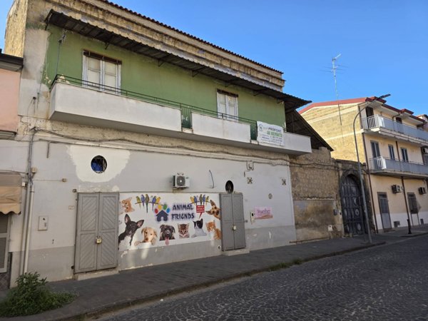 appartamento in vendita ad Orta di Atella