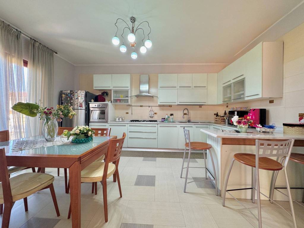 appartamento in vendita ad Orta di Atella