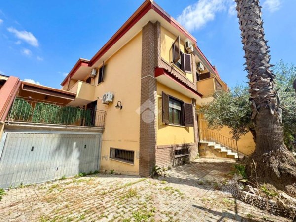 casa indipendente in vendita ad Orta di Atella