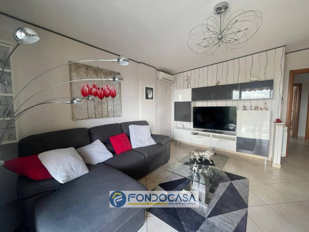 appartamento in vendita ad Orta di Atella