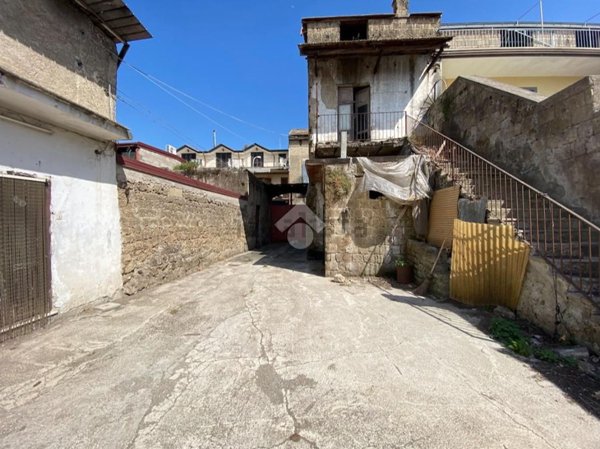 appartamento in vendita ad Orta di Atella