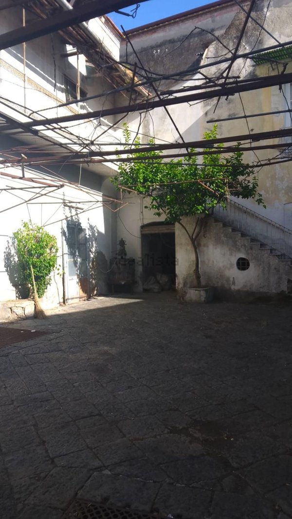 appartamento in vendita ad Orta di Atella