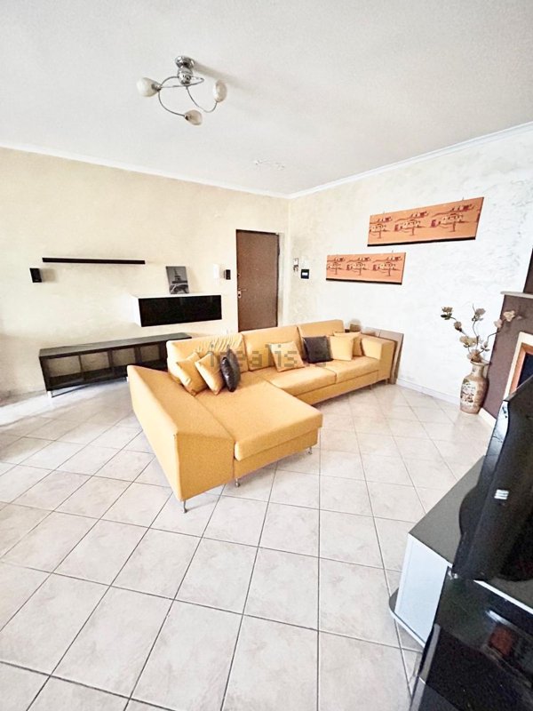 appartamento in vendita ad Orta di Atella