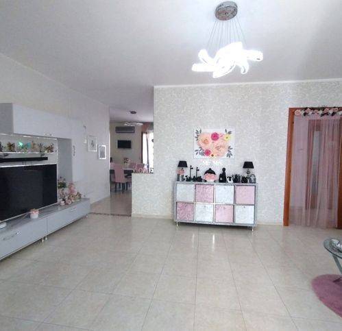 appartamento in vendita ad Orta di Atella