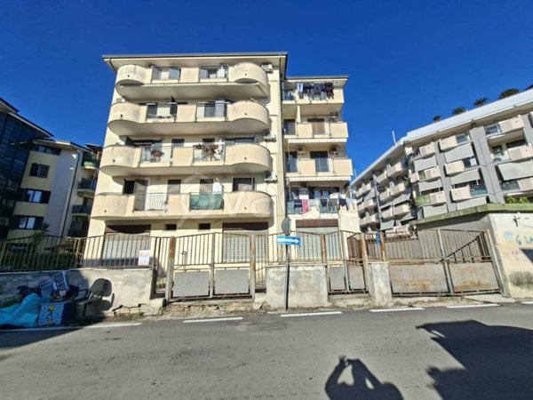 negozio in vendita ad Orta di Atella