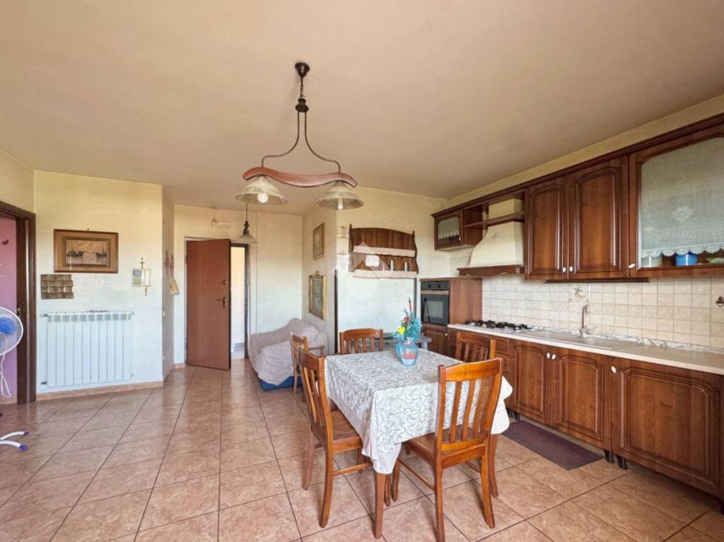 appartamento in vendita ad Orta di Atella