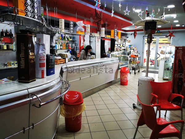 negozio in vendita ad Orta di Atella