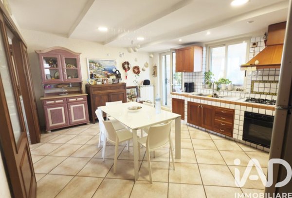 appartamento in vendita ad Orta di Atella