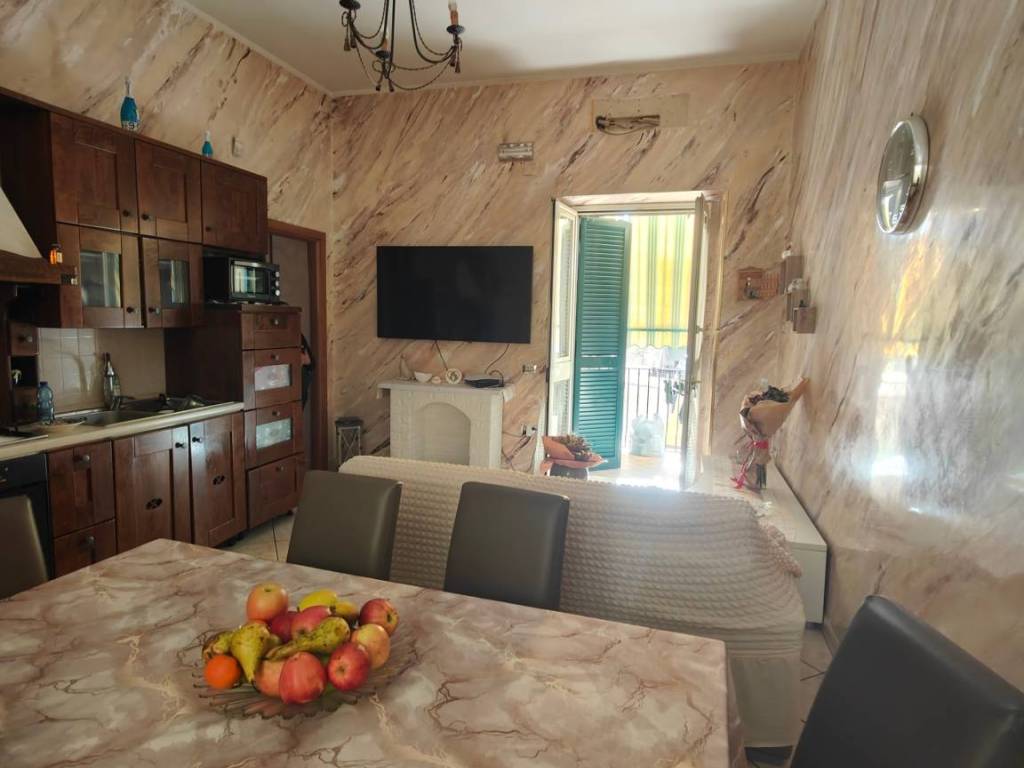 appartamento in vendita ad Orta di Atella