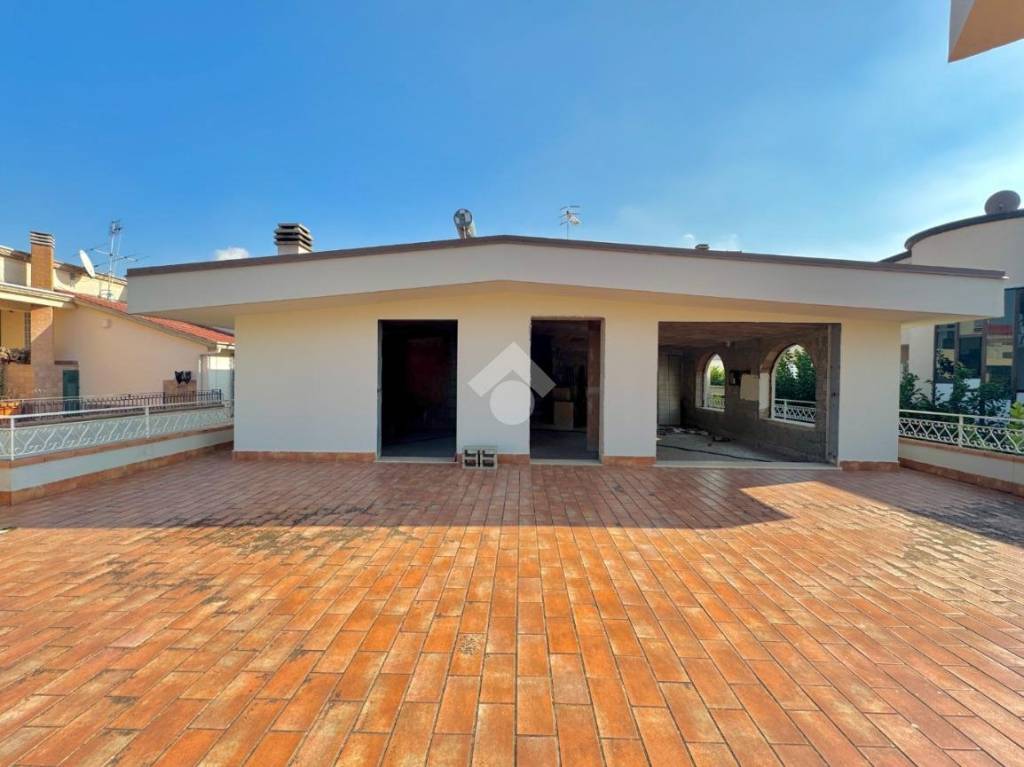 casa indipendente in vendita ad Orta di Atella