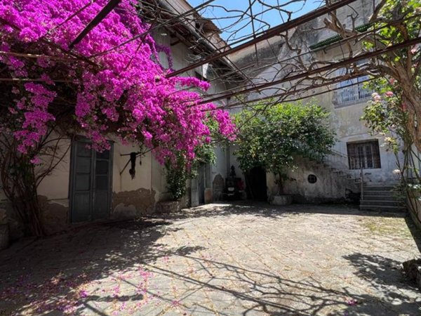 casa indipendente in vendita ad Orta di Atella