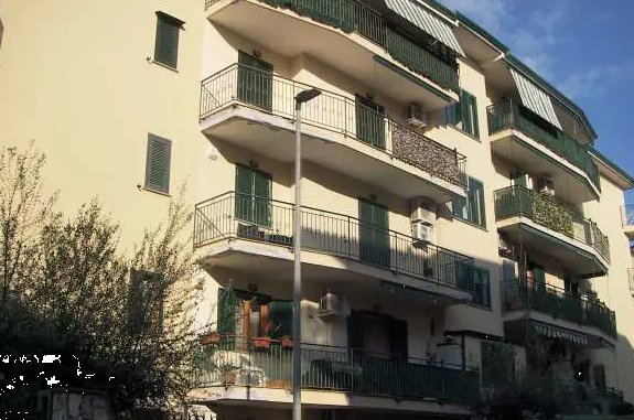 appartamento in vendita ad Orta di Atella