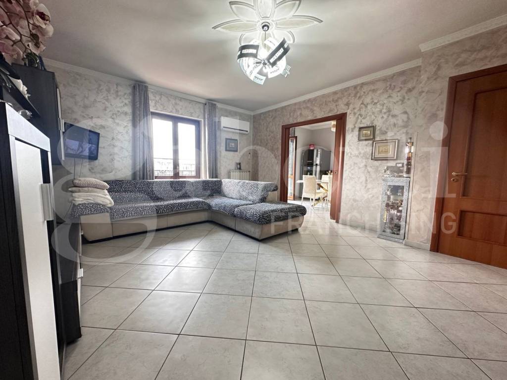 appartamento in vendita ad Orta di Atella