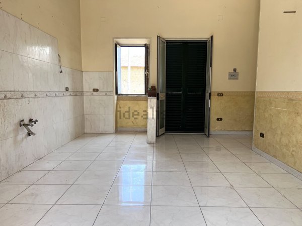 appartamento in vendita ad Orta di Atella