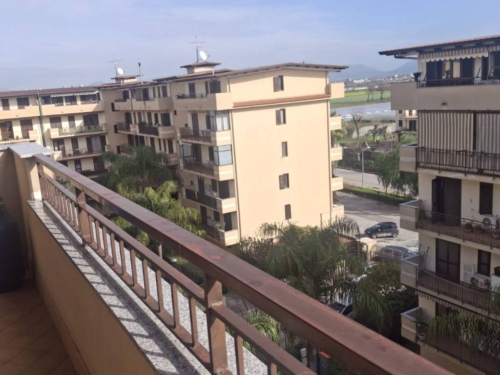 appartamento in vendita ad Orta di Atella