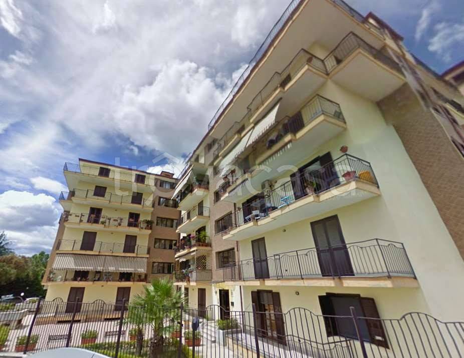 appartamento in vendita ad Orta di Atella