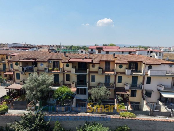 casa indipendente in vendita ad Orta di Atella in zona Casapuzzano
