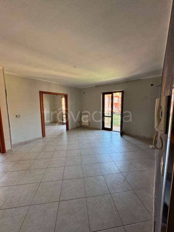 appartamento in vendita ad Orta di Atella in zona Casapuzzano