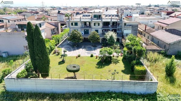 villa in vendita a Parete