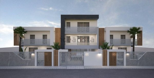 casa indipendente in vendita a Parete