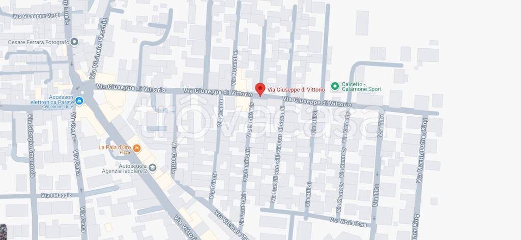 casa indipendente in vendita a Parete