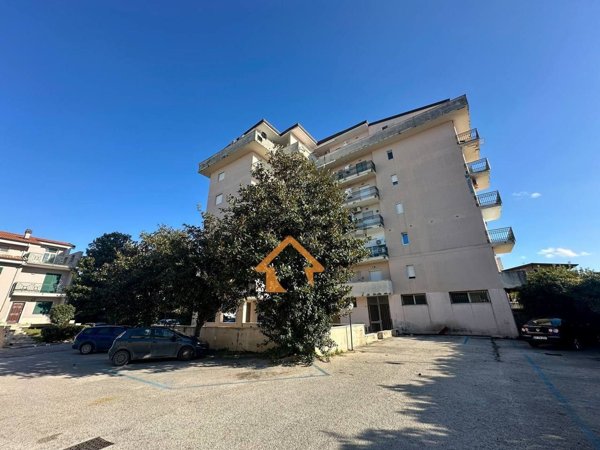 appartamento in vendita a Parete