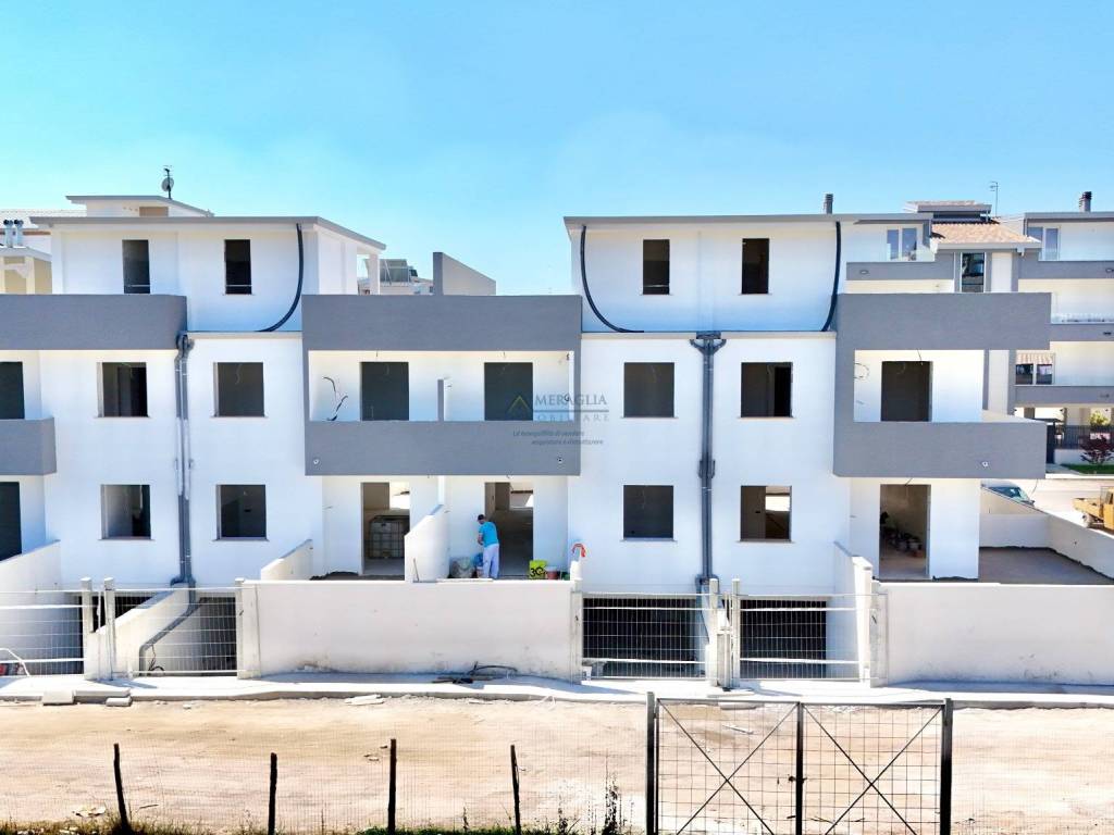 casa indipendente in vendita a Parete