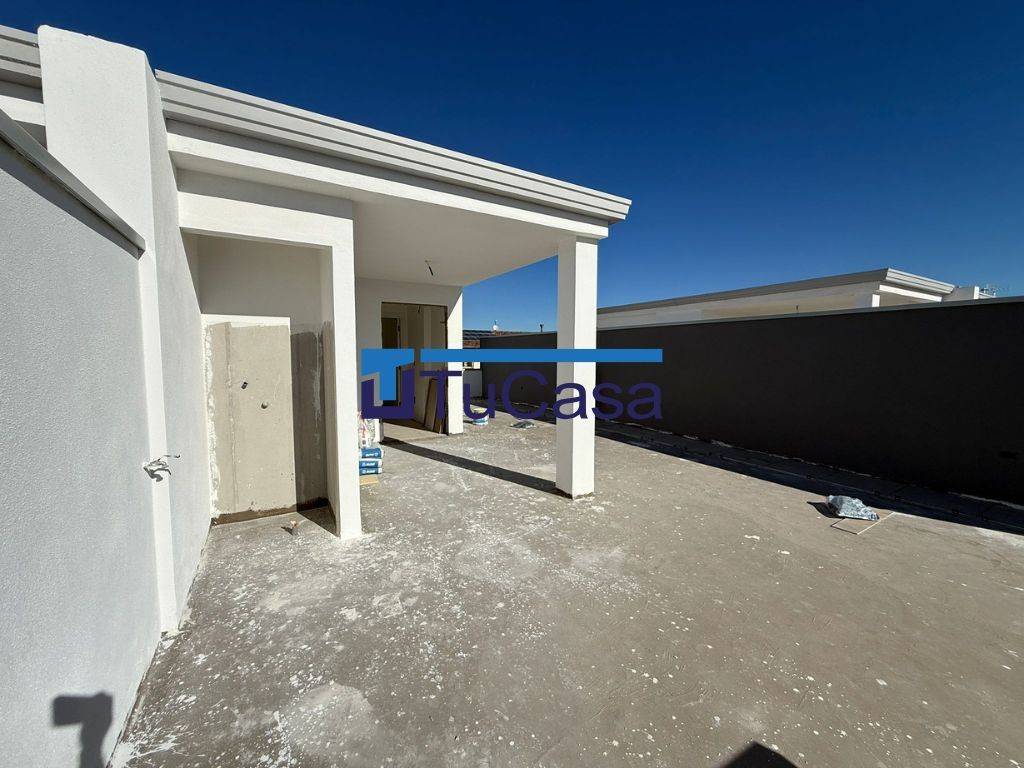 casa indipendente in vendita a Parete