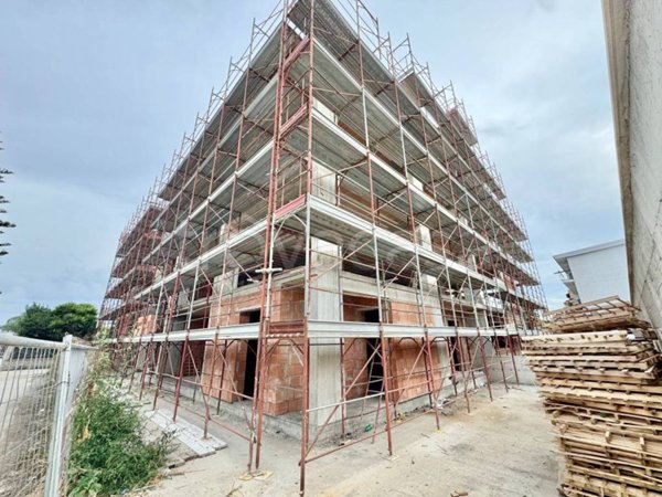 appartamento in vendita a Parete